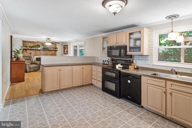 2602 CHESTER CIR, Woodbridge, VA 22191