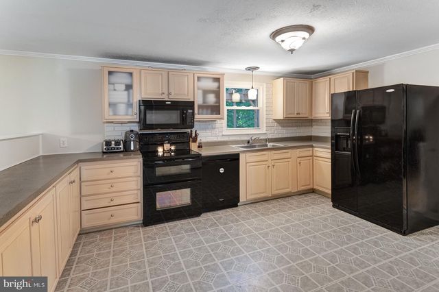 2602 CHESTER CIR, Woodbridge, VA 22191