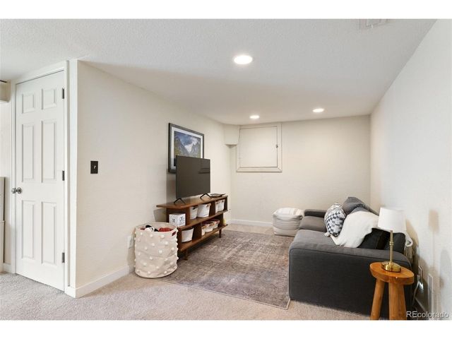 6025 S Parfet St, Littleton, CO 80127