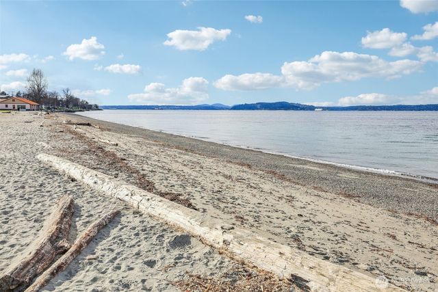 2626 A 58th Avenue SW, Seattle, WA 98116