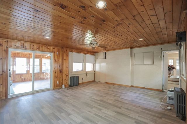 83 Kimberly Ave, Springfield, MA 01108