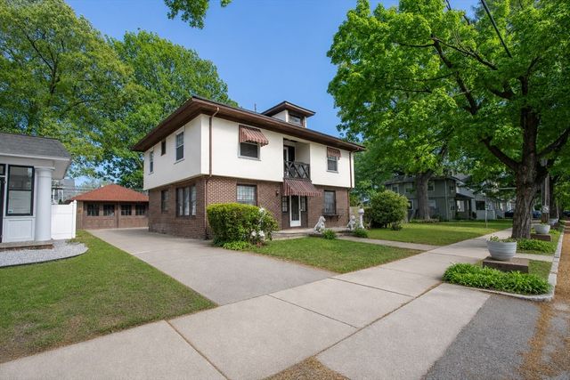 83 Kimberly Ave, Springfield, MA 01108