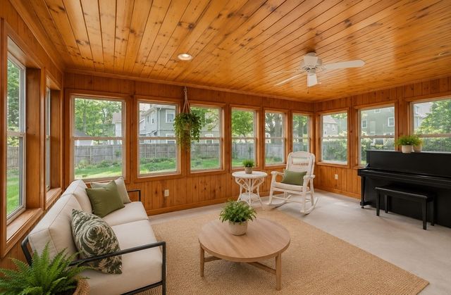 83 Kimberly Ave, Springfield, MA 01108