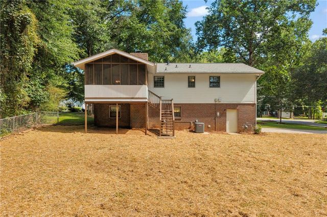 6193 Pine Lane, Douglasville, GA 30135