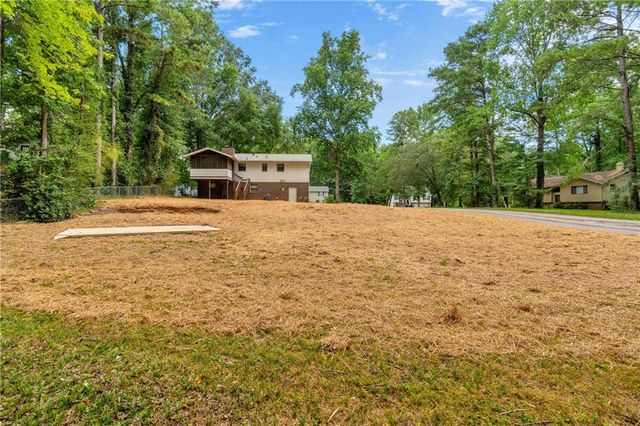 6193 Pine Lane, Douglasville, GA 30135