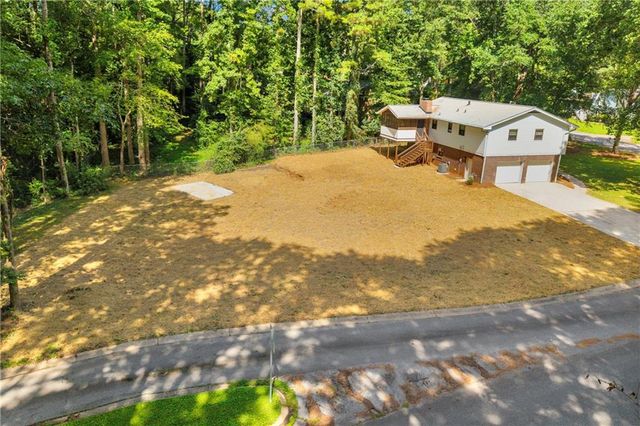 6193 Pine Lane, Douglasville, GA 30135