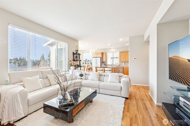 20916 13th Avenue W, Lynnwood, WA 98036