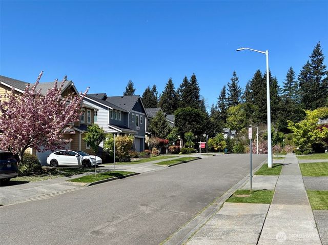 20916 13th Avenue W, Lynnwood, WA 98036