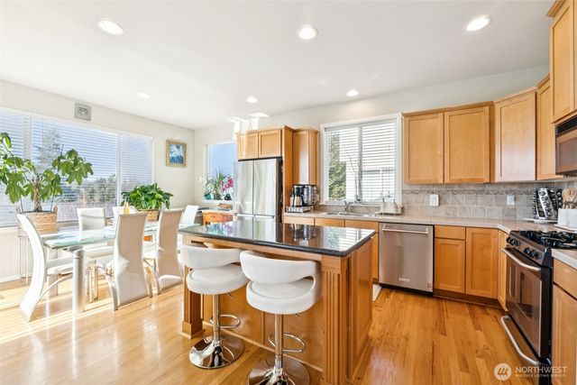20916 13th Avenue W, Lynnwood, WA 98036
