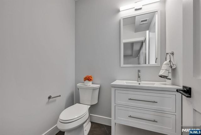 2449 Camner Street, Fort Lee, NJ 07024