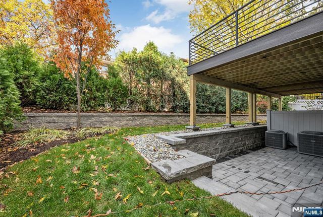 2449 Camner Street, Fort Lee, NJ 07024