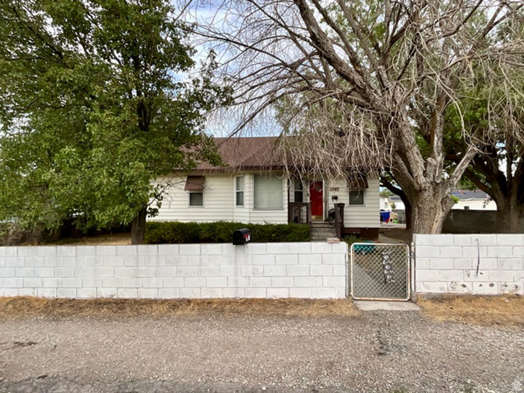 3097 S 8950 W, Magna, UT 84044 — photo 2