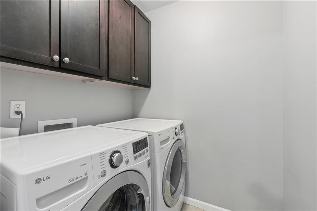 Image 20 of property listing at 2854 Jordan Oaks Lane, Decatur, GA 30033