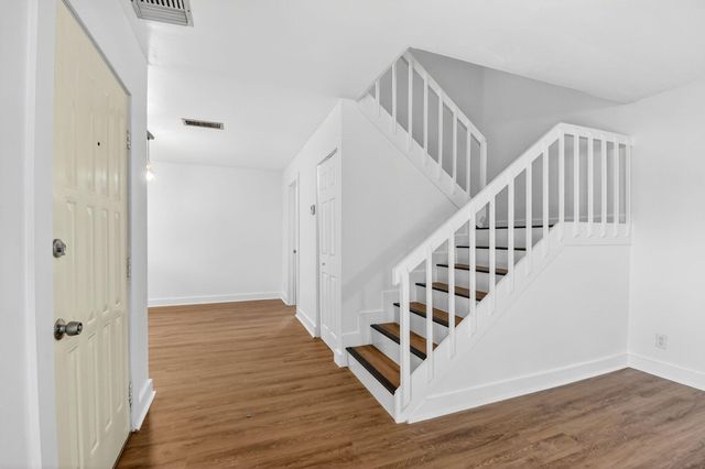 198 Lake Arbor Drive, Palm Springs, FL 33461