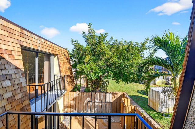 198 Lake Arbor Drive, Palm Springs, FL 33461