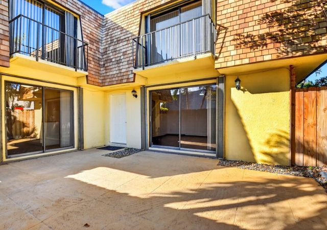 198 Lake Arbor Drive, Palm Springs, FL 33461