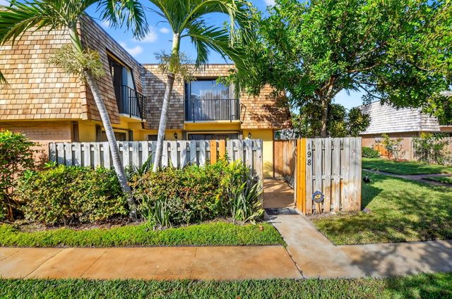 198 Lake Arbor Drive, Palm Springs, FL 33461