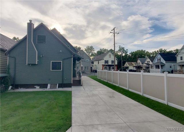 8 Warsaw Street, Lackawanna, NY 14218