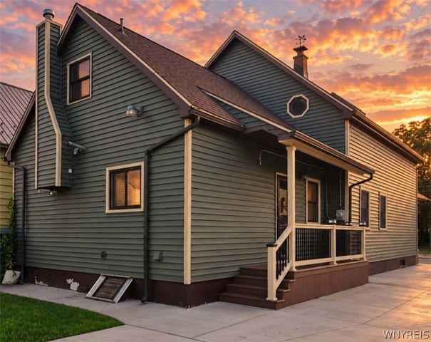 8 Warsaw Street, Lackawanna, NY 14218