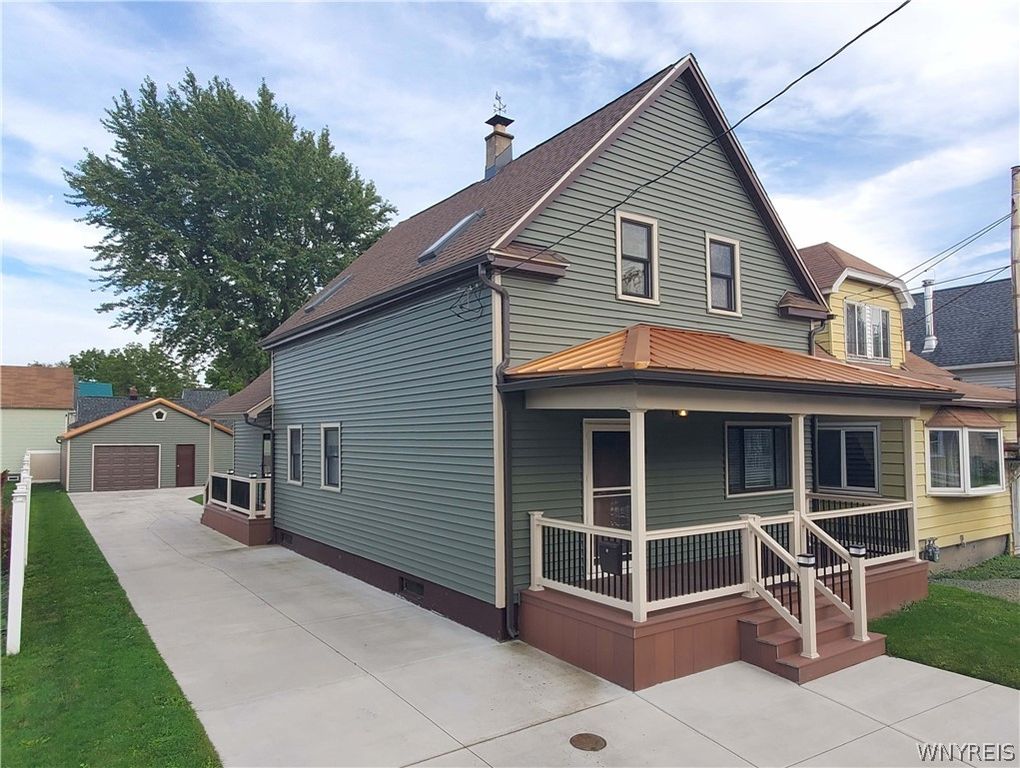 8 Warsaw Street, Lackawanna, NY 14218