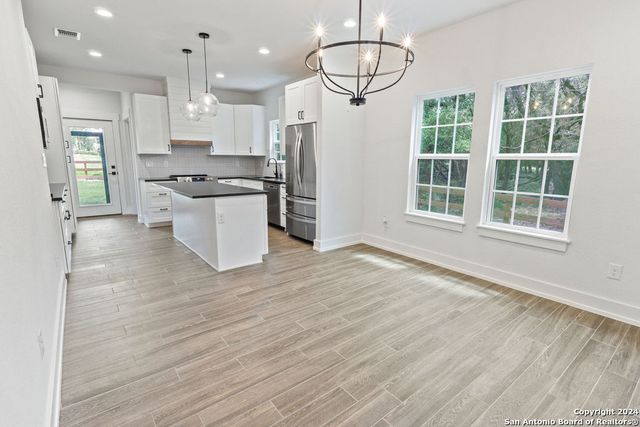 1125 CEDAR GROVE TRL, Spring Branch, TX 78070
