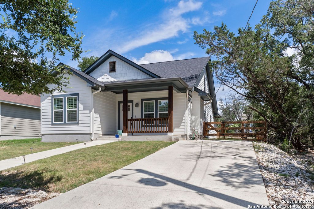 1125 CEDAR GROVE TRL, Spring Branch, TX 78070
