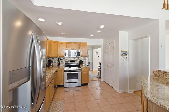 4 Branchwood Place, Bayville, NJ 08721