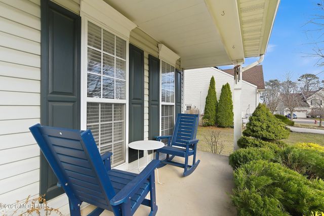 4 Branchwood Place, Bayville, NJ 08721