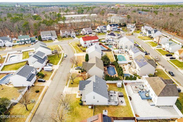 4 Branchwood Place, Bayville, NJ 08721