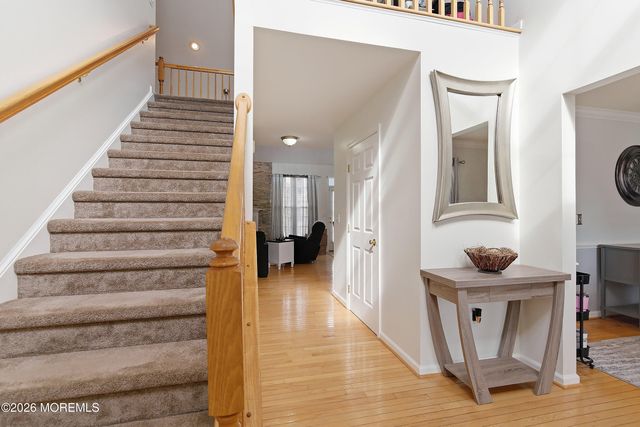 4 Branchwood Place, Bayville, NJ 08721