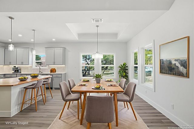 1169 Johnson Rd, Canyon Lake, TX 78133