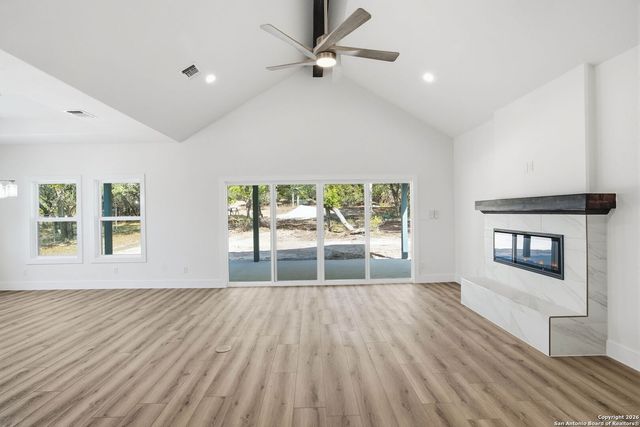 1169 Johnson Rd, Canyon Lake, TX 78133