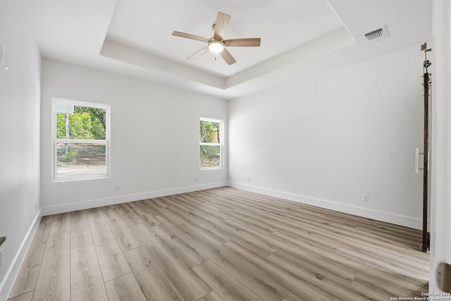 1169 Johnson Rd, Canyon Lake, TX 78133