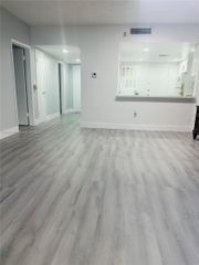 9175 SW 77th Ave 306, Miami, FL 33156