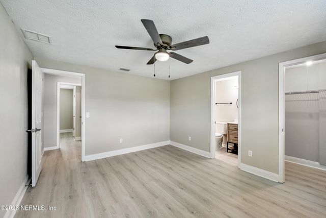 4211 TIMBERLAKE Drive N, Jacksonville, FL 32257