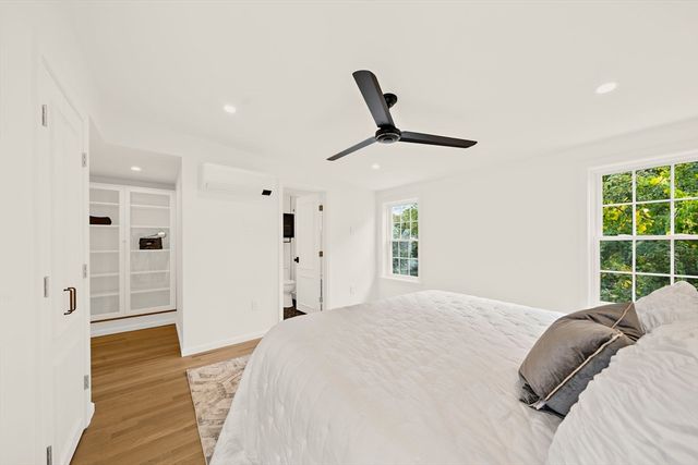 5 Leroy Road, Lexington, MA 02421