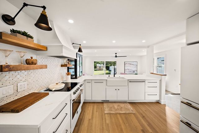 5 Leroy Road, Lexington, MA 02421