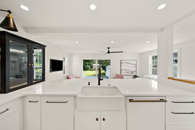 5 Leroy Road, Lexington, MA 02421