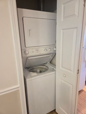 14 Tampa Dr Unit B, Rochester, NH 03867