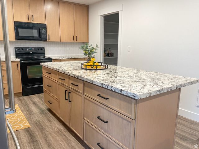 653 S WILLOW PARK DR, Lehi, UT 84043