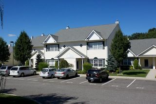 304 Center Court 304, Medford, NY 11763
