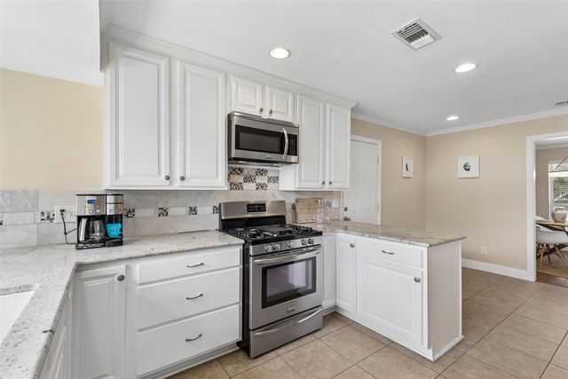13141 Rosser Road, Farmers Branch, TX 75244