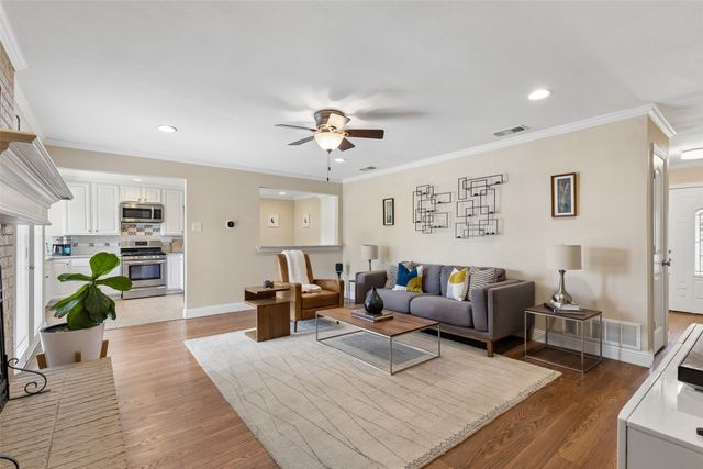 13141 Rosser Road, Farmers Branch, TX 75244