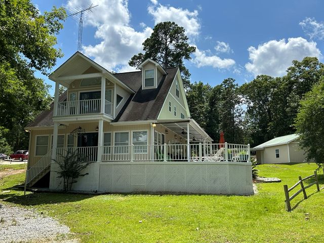 643 Englewood Dr, Abbeville, AL 36310