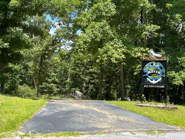 643 Englewood Dr, Abbeville, AL 36310