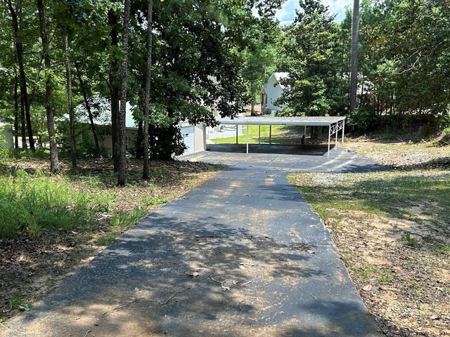 643 Englewood Dr, Abbeville, AL 36310