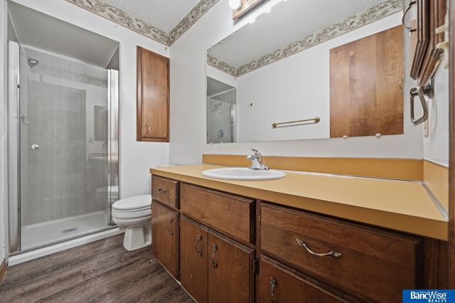 300 N 75 Street, Lincoln, NE 68505