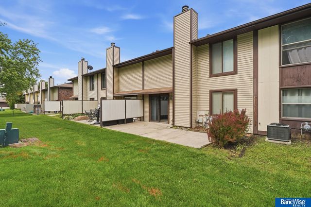 300 N 75 Street, Lincoln, NE 68505