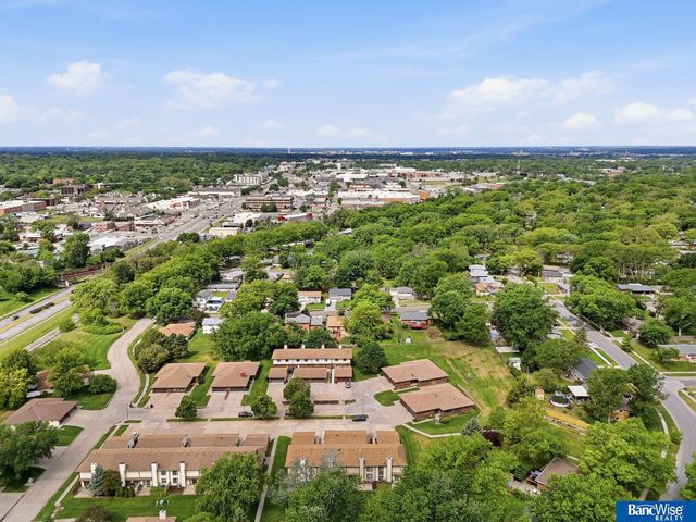 300 N 75 Street, Lincoln, NE 68505
