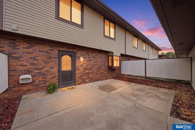300 N 75 Street, Lincoln, NE 68505